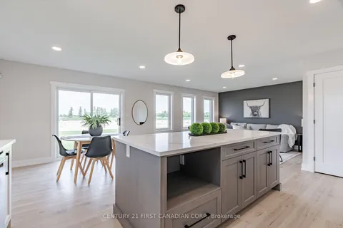 48 Postma Cres, North Middlesex, ON N0M 1A0