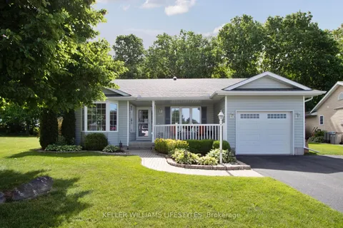 360 Shannon Blvd, South Huron, ON N0M 1T0