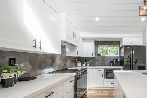 2280 County 30 Rd, Brighton, ON K0K 1R0