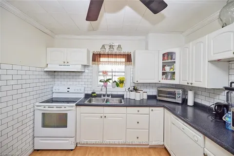 619 Niagara Blvd, Fort Erie, ON L2A 3H6