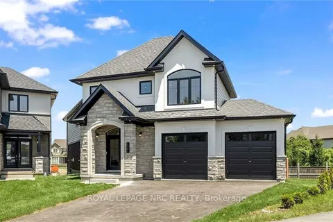 121 Whitefish Cres, Hamilton, ON L8E 0A6