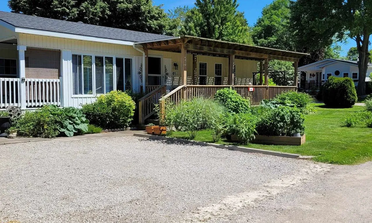 77307 Bluewater Highway, Central Huron, ON N0M 1G0