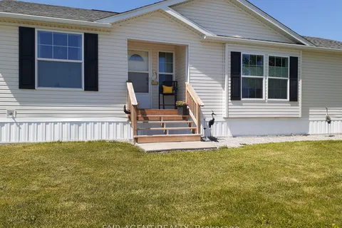 7 Forest Tr, Haldimand, ON N0A 1L0