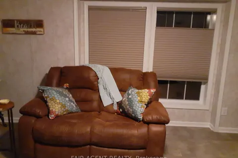 7 Forest Tr, Haldimand, ON N0A 1L0