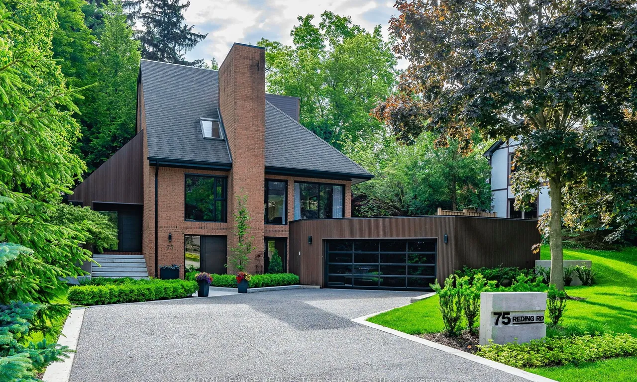 75 Reding Rd, Hamilton, ON L9G 1M9