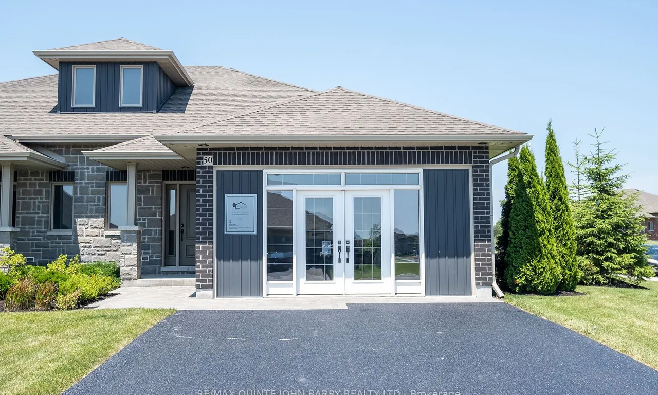 50 Hillside Meadow Dr, Quinte West, ON K8V 0J6