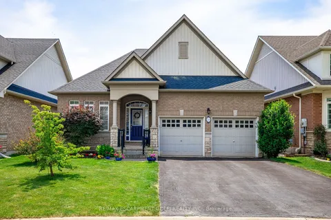 254 Galloway Tr, Welland, ON L3B 6G5