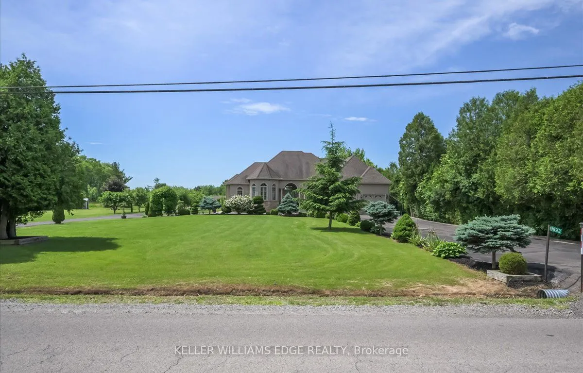 9893 Dickenson Rd, Hamilton, ON L0R 1W0