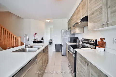 77 Anderson Rd, Brantford, ON N3T 0S2