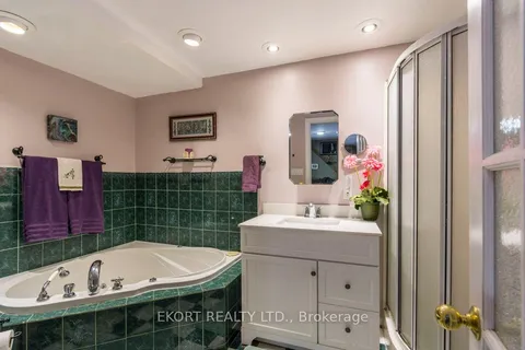 1710 County Rd. 10 Rd, Prince Edward County, ON K0K 1P0