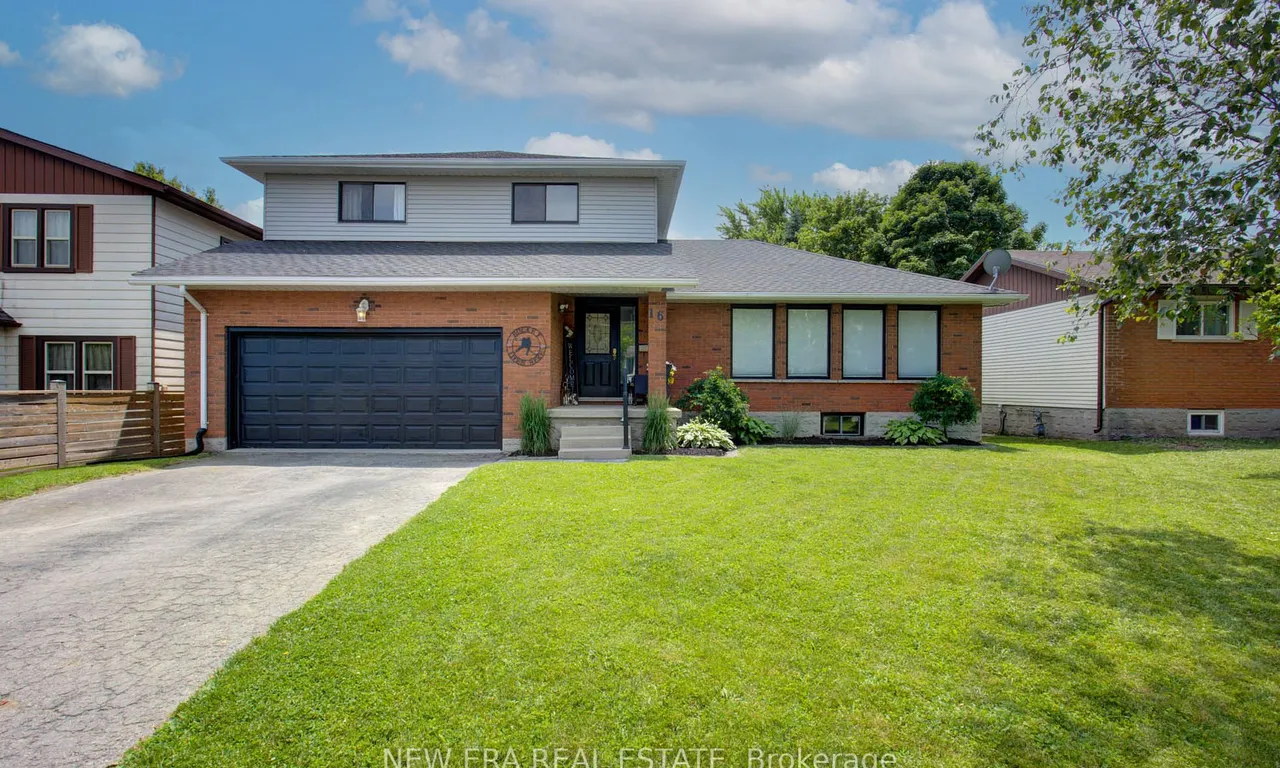 16 Bellefield Cres, Wellington North, ON N0G 1A0