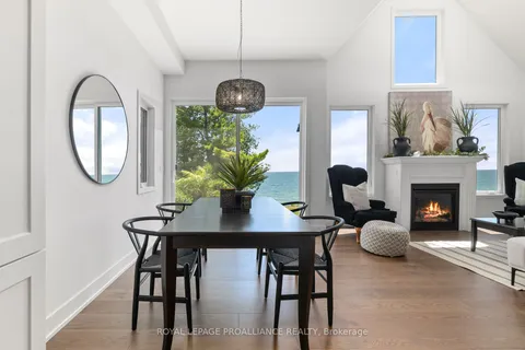 16 Twelve Trees Crt, Prince Edward County, ON K0K 3L0