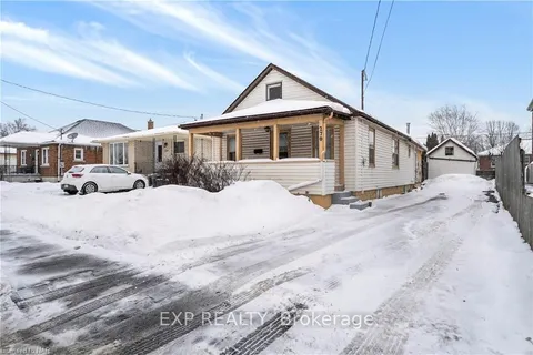 270 CROWLAND Ave, Welland, ON L3B 1X6