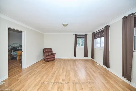 670 FAIRVIEW Rd, Fort Erie, ON L2A 4T1