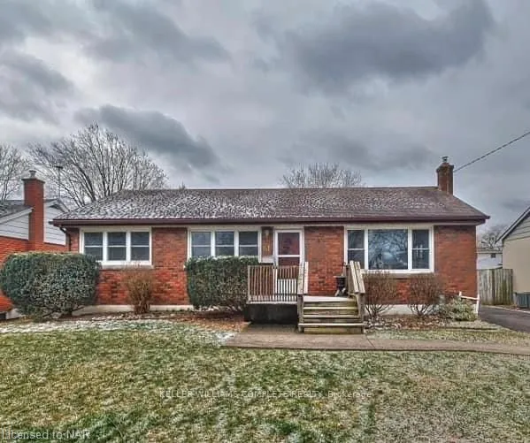 61 LINDEL Cres, Welland, ON L3C 3S2