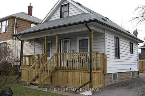 49 METCALFE St, Thorold, ON L2V 3A1