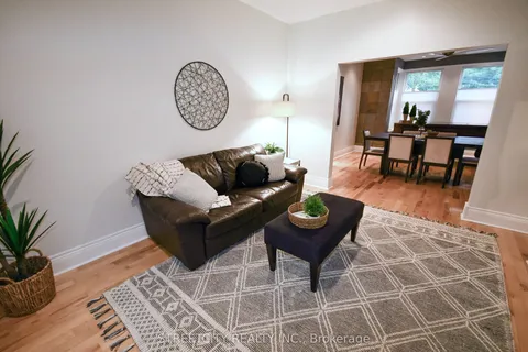 67 Briscoe Street, ON N6C 1W8