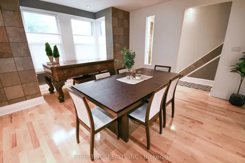 67 Briscoe Street, ON N6C 1W8