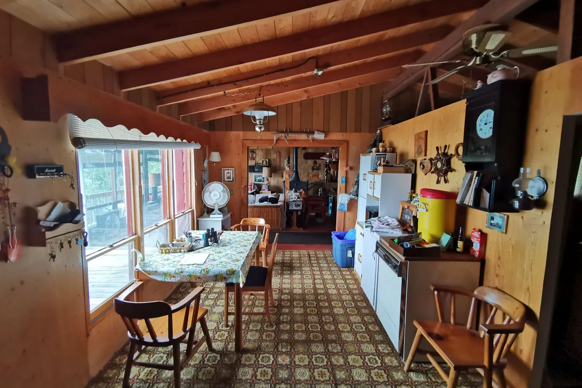 992 Porter Landing Road, ON P0H 2R0