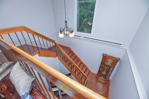 7 McCutcheon Rd, Mulmur, ON L9V 3E8