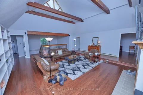 7 McCutcheon Rd, Mulmur, ON L9V 3E8