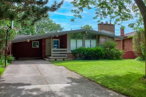23 Oregon Rd, London, ON N5Z 4B8