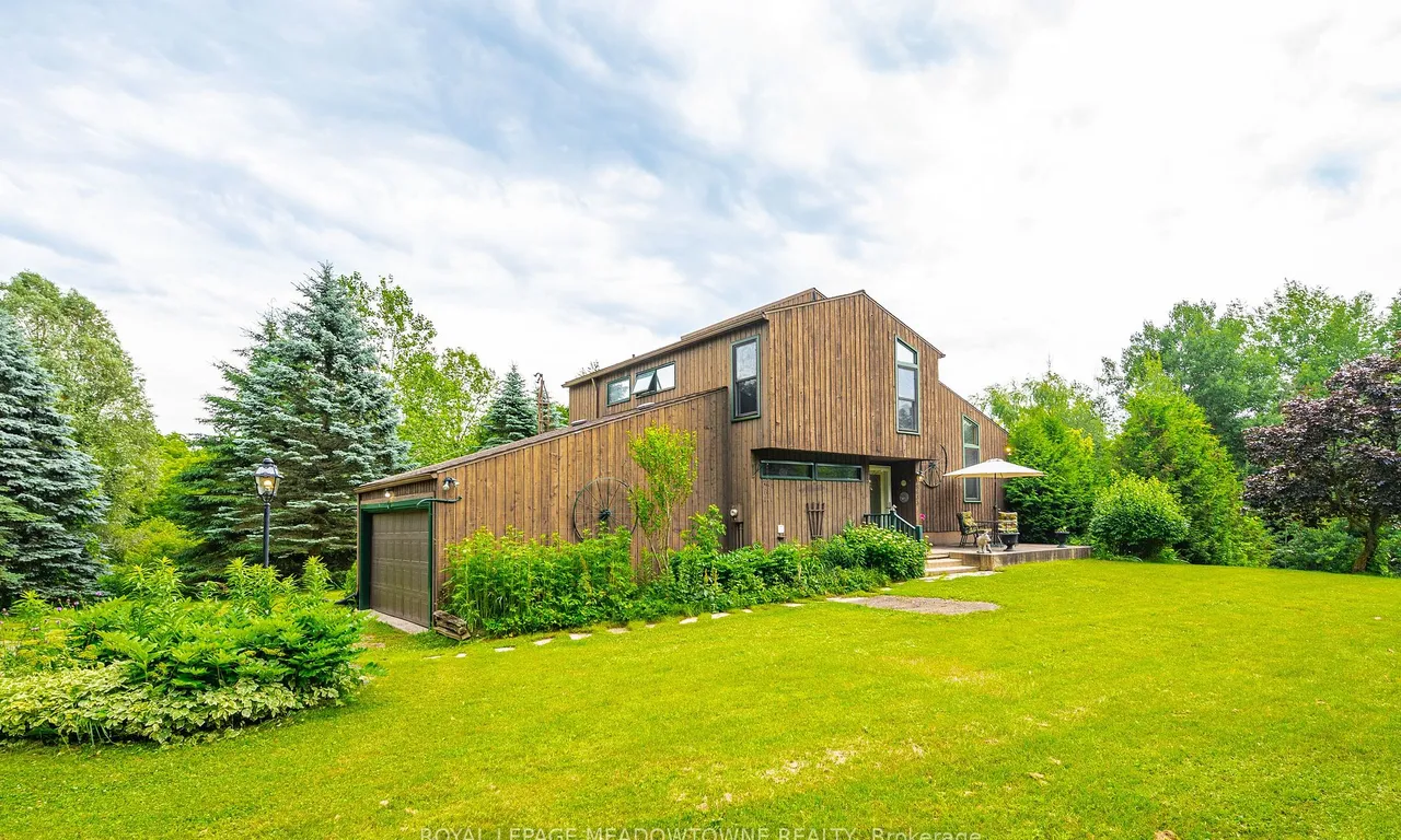 8633 30 Sideroad, Centre Wellington, ON N0B 1J0