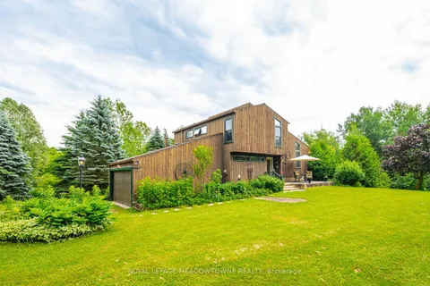 8633 30 Sideroad, Centre Wellington, ON N0B 1J0