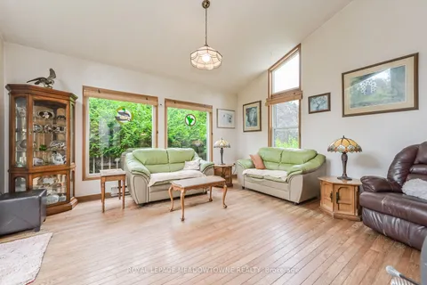8633 30 Sideroad, Centre Wellington, ON N0B 1J0