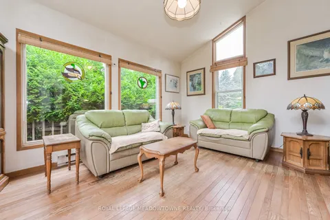 8633 30 Sideroad, Centre Wellington, ON N0B 1J0