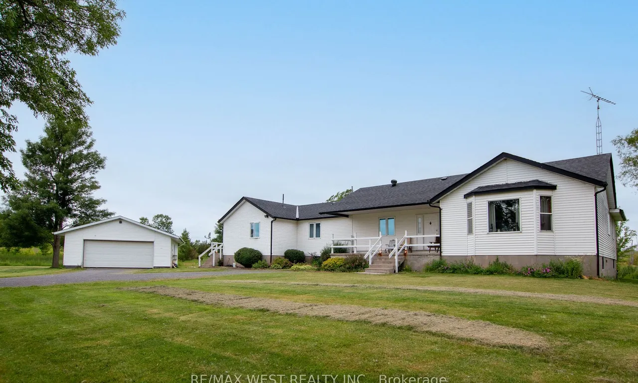 2075 Fish Lake Rd, Prince Edward County, ON K0K 1W0