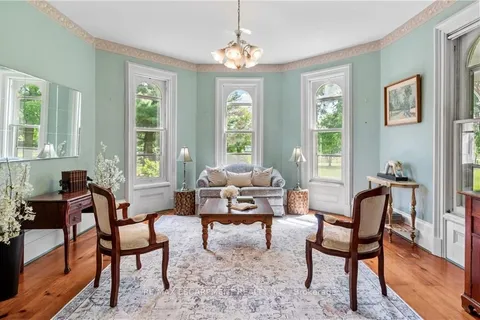 1689 2ND CONCESSION Rd, Hamilton, ON L0R 1T0