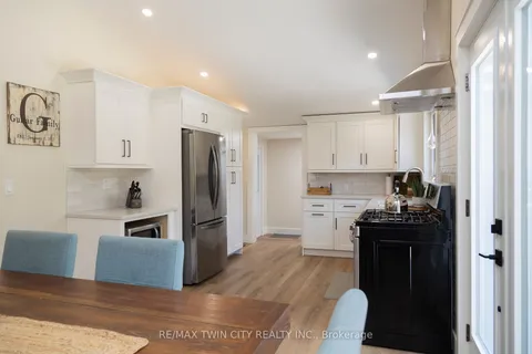 16 CHURCH St, Brant, ON N0E 1R0