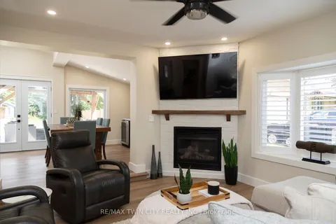 16 CHURCH St, Brant, ON N0E 1R0