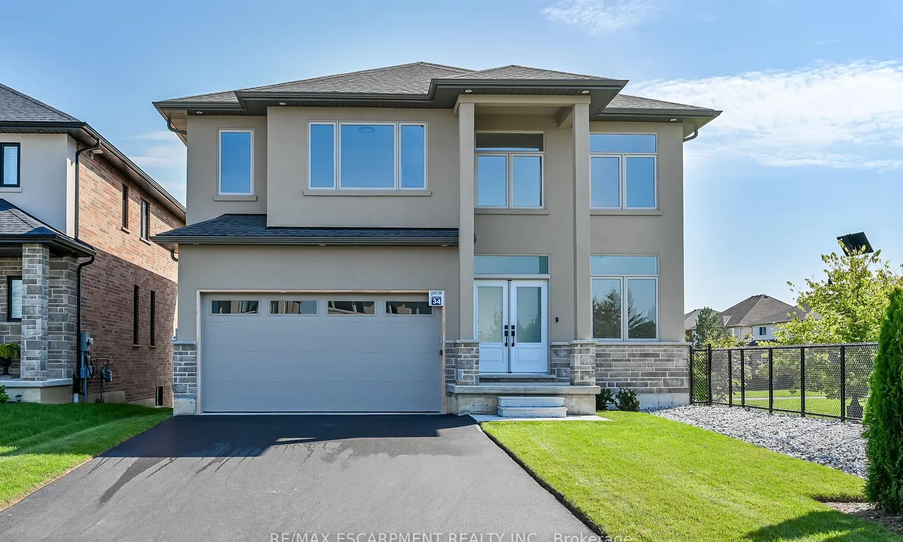34 Hampshire Pl, Hamilton, ON L8J 2V3