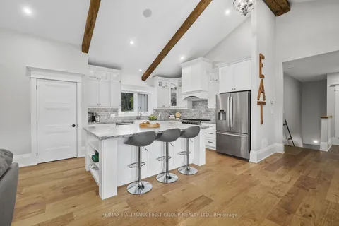 3229 Garland Rd, Hamilton Township, ON K9A 4J7