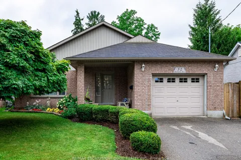 52 Baldwin Ave, Brantford, ON N3S 1H7
