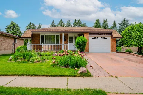 390 Lakeview Dr, Waterloo, ON N2L 4Z6