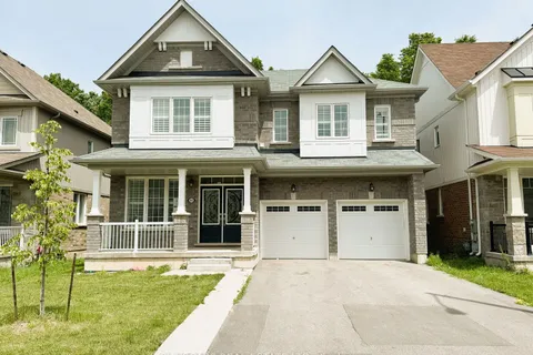 8659 Chickory Tr, Niagara Falls, ON L2H 3S5