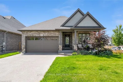 31 Secord St, Thorold, ON L2V 0E6