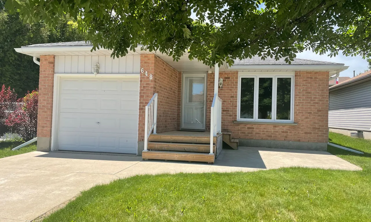 648 Canfield Pl, Shelburne, ON L9V 3B1