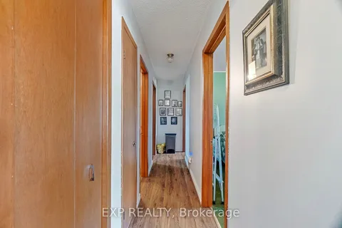 8274 Burwell Rd, Lambton Shores, ON N0M 1T0
