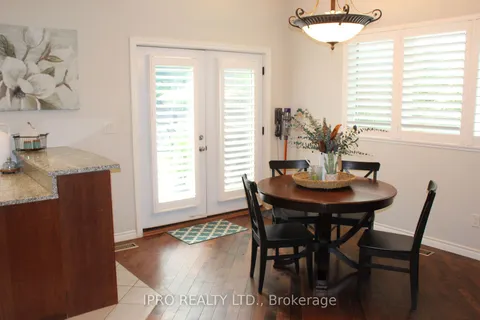 3 Nicol St, Hamilton, ON L9H 5L6