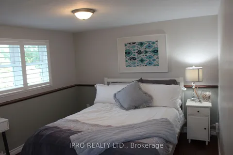 3 Nicol St, Hamilton, ON L9H 5L6
