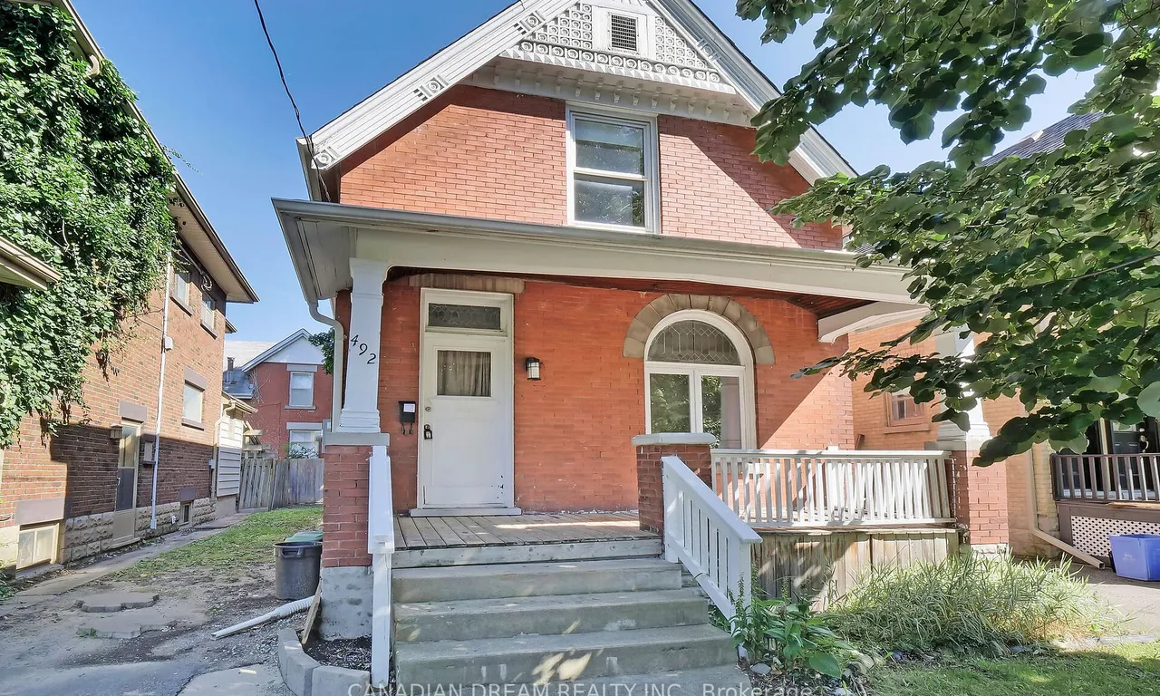 492 Grosvenor St, London, ON N5Y 3S9