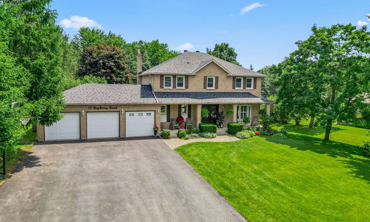 12 Bayberry Rd, Mono, ON L9W 6G6