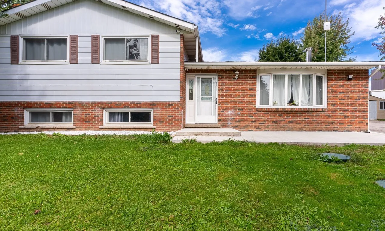 286063 County Road 10 Sdrd, Mono, ON L9W 6P5