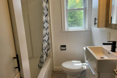 117 Pollock Ave, Cambridge, ON N1R 2C1