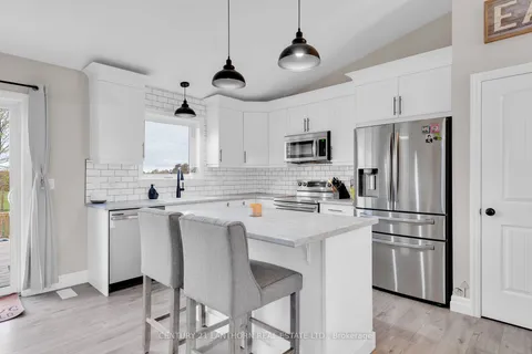96 Pitts Landing Rd, Madoc, ON K0K 2K0