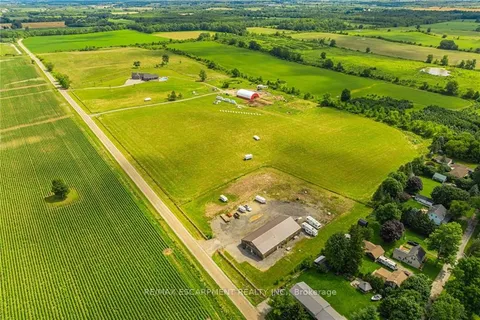 4 Middleport Road, Brant, ON N3W 2G9